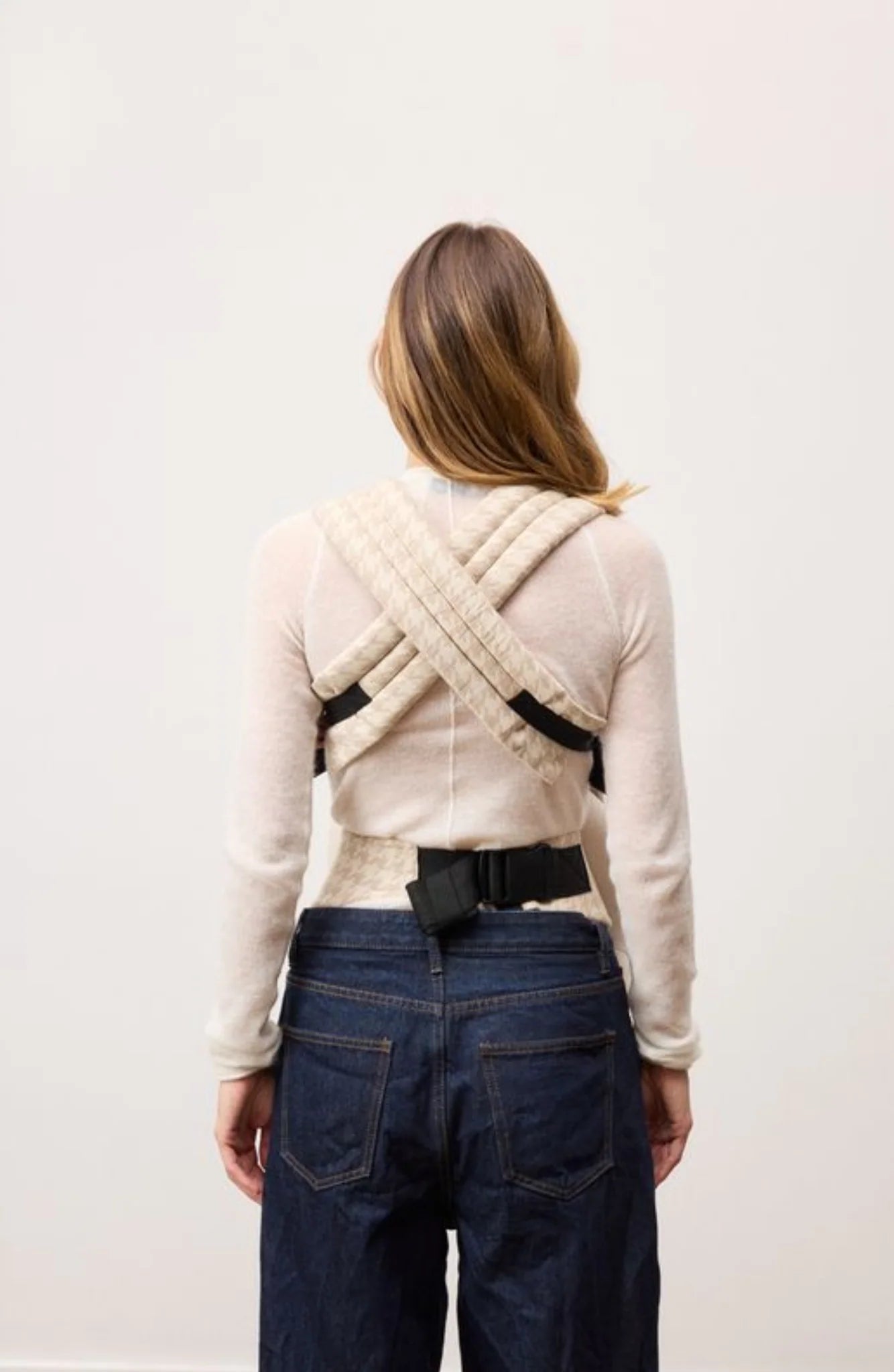 Arkemis Lumi Baby Carrier - Elegante e Confortável - Pied de Poule  Bege